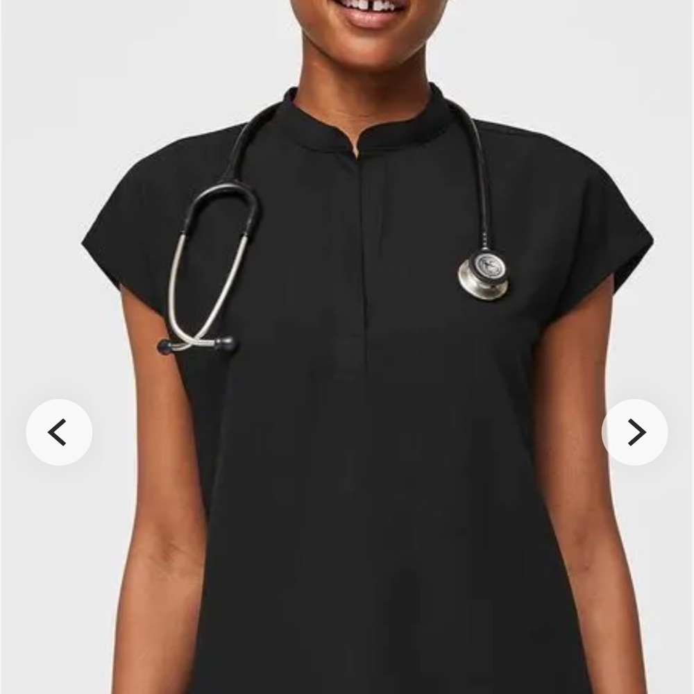 Figs Rafaela Oversized Scrub Top™ - Picture 7 of 8